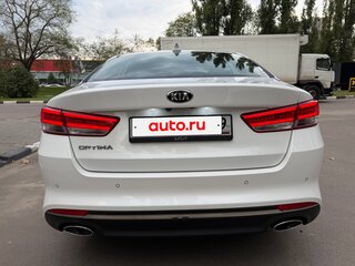 2017 Kia Optima IV, белый, 1870000 рублей, вид 5