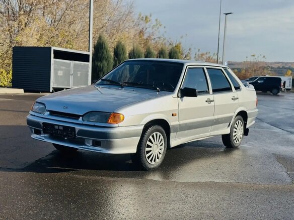 2003 Lada (ВАЗ) 2115, серебристый, 125000 рублей