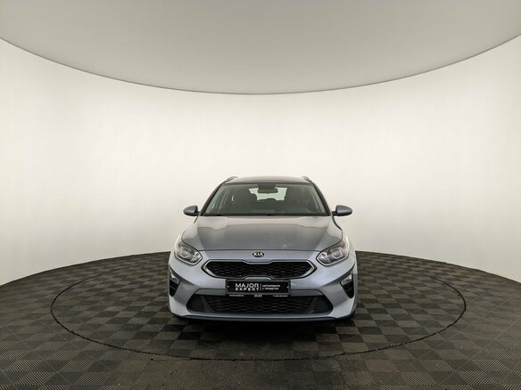 2020 Kia Ceed III, серый, 1600000 рублей - вид 1