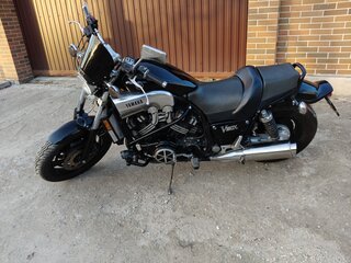 Yamaha V-Max 1200
