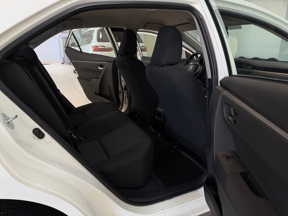 2013 Toyota Corolla XI (E160, E170, E180), белый - вид 15