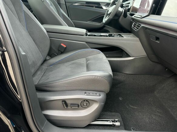 2026 Volkswagen Tiguan L Pro III (China Market), чёрный, 4950000 рублей - вид 31