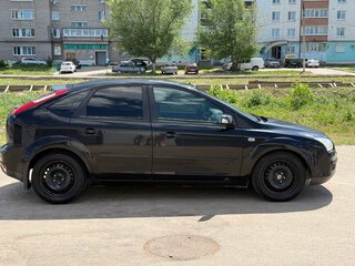 2007 Ford Focus II Рестайлинг, чёрный, 400000 рублей, вид 4