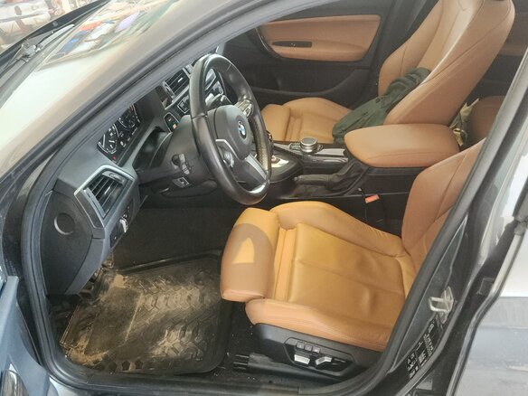 2019 BMW 1 серии M140i xDrive II (F20/F21) Рестайлинг 2, серый, 4245000 рублей - вид 6