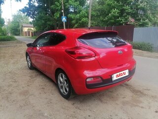 2014 Kia Ceed II, красный, 950000 рублей, вид 4