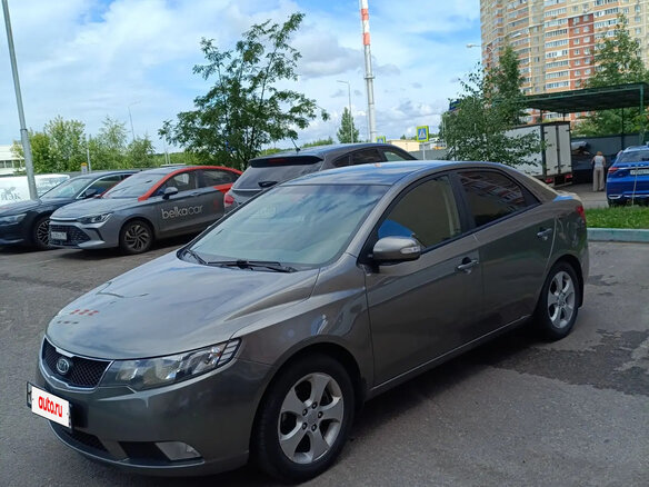 2010 Kia Cerato 4-speed II, серый