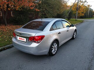 2010 Chevrolet Cruze I, серебристый, 445000 рублей, вид 4