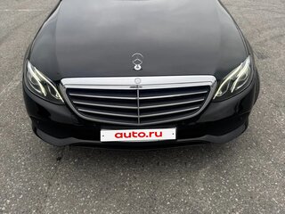 2016 Mercedes-Benz E-Класс 200 V (W213, S213, C238), чёрный, 2175000 рублей, вид 2