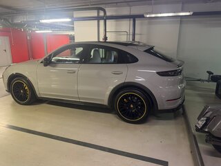 2022 Porsche Cayenne Coupé III, серый, 9150000 рублей, вид 3