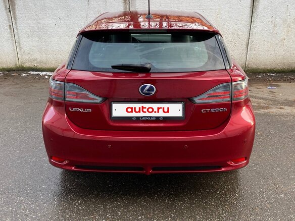2011 Lexus CT 200h I, красный, 1300000 рублей - вид 2