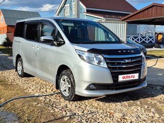 2014 Toyota Noah III (R80), серебристый, 1596000 рублей, вид 3
