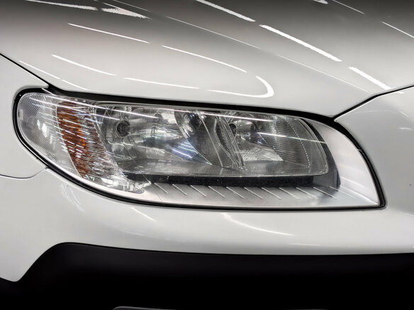 2014 Volvo XC70 II Рестайлинг, белый - вид 17
