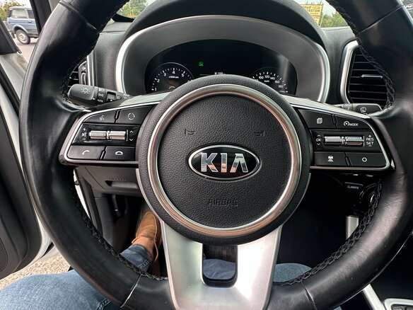2018 Kia Sportage IV Рестайлинг, белый, 2850000 рублей - вид 22