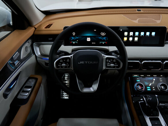 2026 Jetour X70+ I Рестайлинг, белый, 3099000 рублей - вид 17