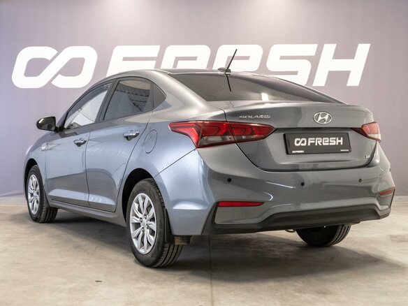 2020 Hyundai Solaris II, серый, 1675000 рублей - вид 1