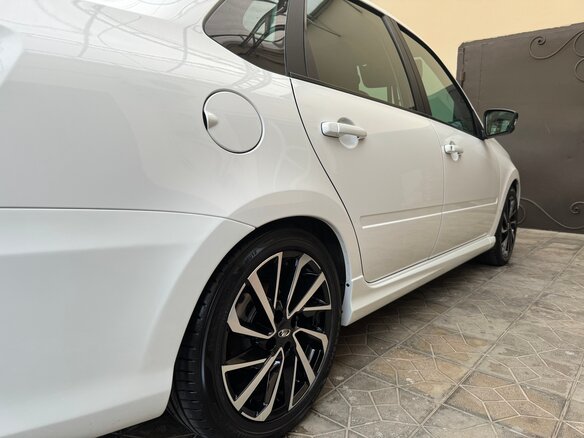 2023 Lada (ВАЗ) Granta Sport I Рестайлинг, белый, 1110000 рублей - вид 6