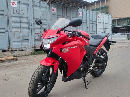 2014 Honda CBR 250R, красный, 349000 рублей, вид 5