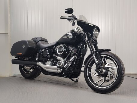 2018 Harley-Davidson Sport Glide, чёрный, 1599000 рублей, вид 2