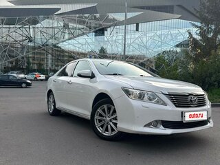 2013 Toyota Camry VII (XV50), белый, 1490000 рублей, вид 5