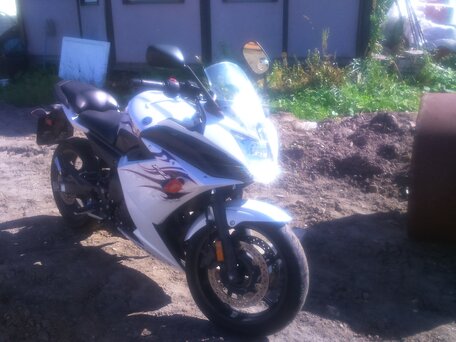 2008 Yamaha XJ6 (FZ6R), белый, 380000 рублей, вид 4