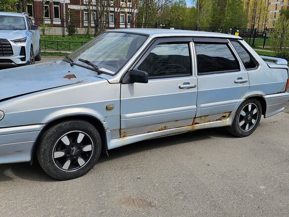 2004 Lada (ВАЗ) 2115, серебристый, 65000 рублей - вид 2