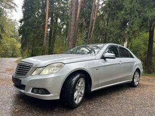 2010 Mercedes-Benz E-Класс 200 5G-Tronic IV (W212, S212, C207), серебристый, 940000 рублей, вид 2