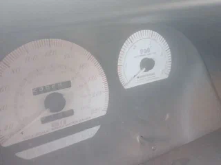 2002 SsangYong Musso I Рестайлинг, серебристый, 500000 рублей, вид 4