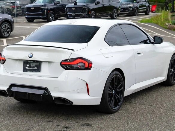 2026 BMW 2 серии M240i xDrive G42 Рестайлинг, белый, 11391360 рублей - вид 4