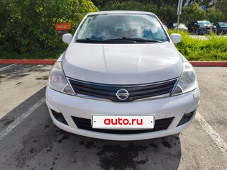 2013 Nissan Tiida I Рестайлинг, белый, 985000 рублей, вид 4