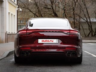 2022 Porsche Panamera 4S II Рестайлинг, красный, 12350000 рублей, вид 5