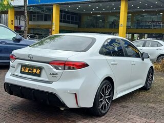 2023 Toyota Levin XII (E210) Рестайлинг, белый, 1350000 рублей, вид 4