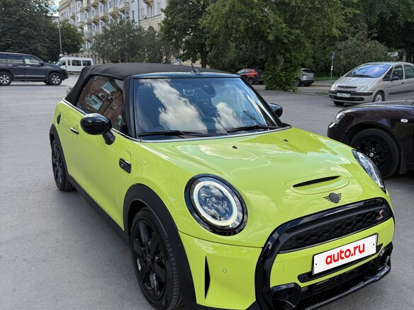 2021 Mini Cabrio Cooper S III Рестайлинг 2, зелёный, 3990000 рублей - вид 8
