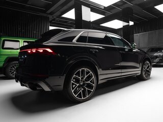 2026 Audi RS Q8 Performance I Рестайлинг, чёрный, 27800000 рублей, вид 4