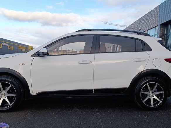 2019 Kia Rio X-Line IV, белый, 1300000 рублей - вид 12