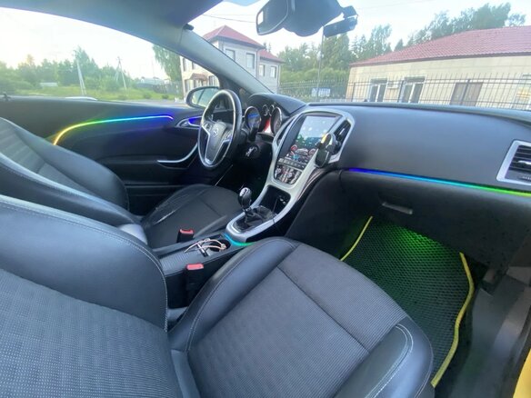 2011 Opel Astra GTC J Рестайлинг, жёлтый, 680000 рублей - вид 14