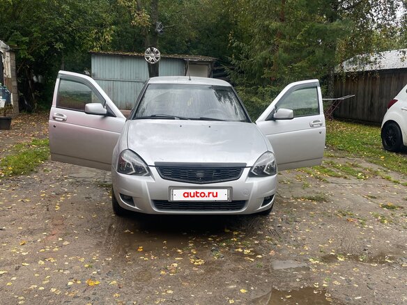 2011 Lada (ВАЗ) Priora I, серебристый, 250000 рублей - вид 3