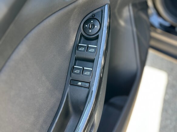 2016 Ford Focus III Рестайлинг, чёрный, 969000 рублей - вид 6