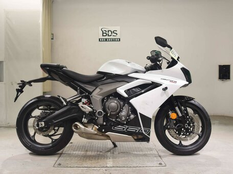 2024 Triumph Daytona 660, белый, 877000 рублей, вид 2