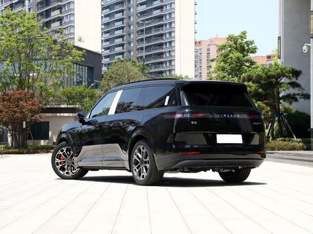 2026 Lynk & Co 900, бежевый, 7900000 рублей, вид 4