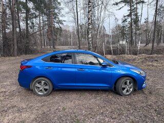 2018 Hyundai Solaris II, синий, 1450000 рублей, вид 3