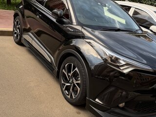 2017 Toyota C-HR I, чёрный, 2300000 рублей, вид 3