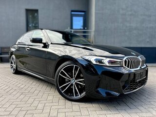 2024 BMW 3 серии 320d VII (G2x) Рестайлинг 2, чёрный, 5750000 рублей, вид 3