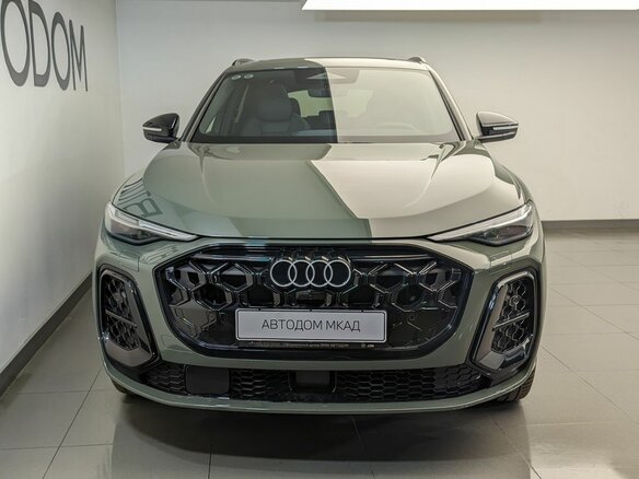 2026 Audi Q5 L III (GU), зелёный, 7350000 рублей - вид 2