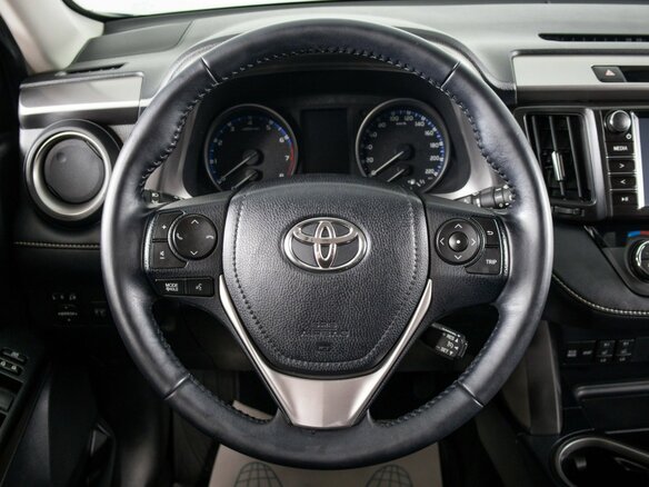 2017 Toyota RAV4 IV (XA40) Рестайлинг, серый, 2849000 рублей - вид 11