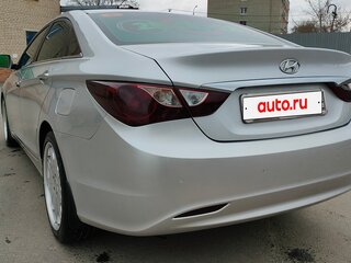 2010 Hyundai Sonata VI (YF), серебристый, 1150000 рублей, вид 2