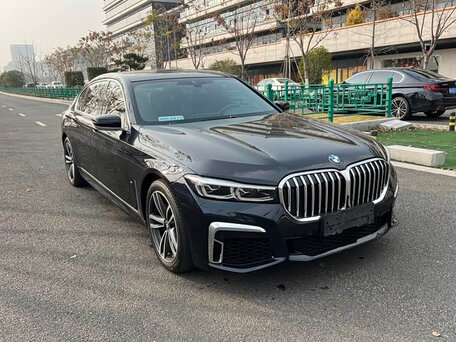 2021 BMW 7 серии 730i VI (G11/G12) Рестайлинг, чёрный, 6171826 рублей, вид 3