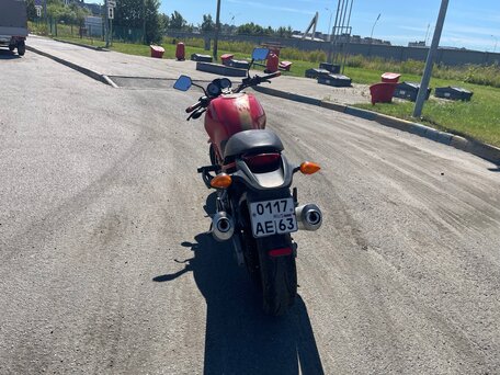 2004 Ducati Monster 400, красный, 230000 рублей, вид 4