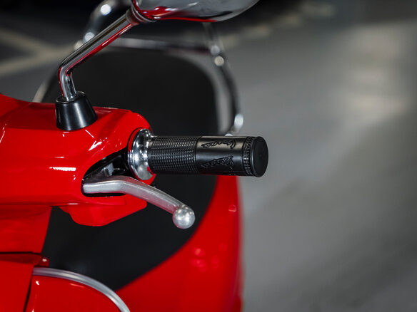 2025 Vespa LXV 125, красный, 500000 рублей - вид 10