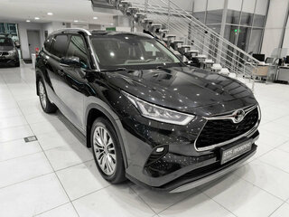 2024 Toyota Highlander IV (XU70), чёрный, 5050000 рублей, вид 3