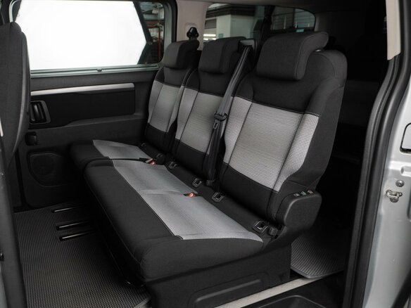 2017 Citroen SpaceTourer XL I, серебристый, 2300000 рублей - вид 10